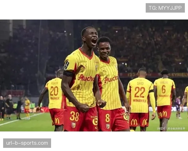 图卢兹定位球优势显现：针对朗斯后防伤病短板，死球战术寻找得分机会